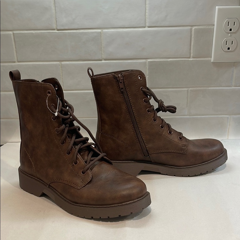 SOLD Brown Lace-Up Ankle Boots